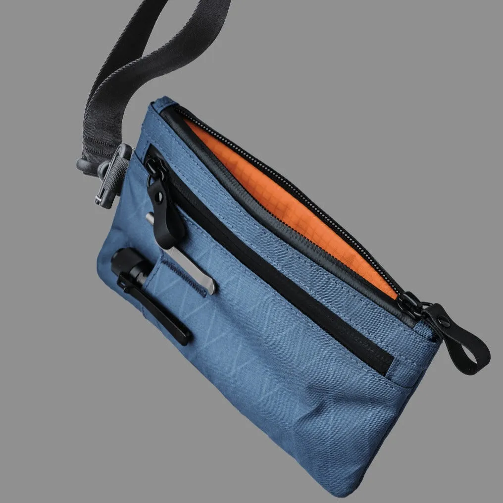 Alpaka Zip Clutch