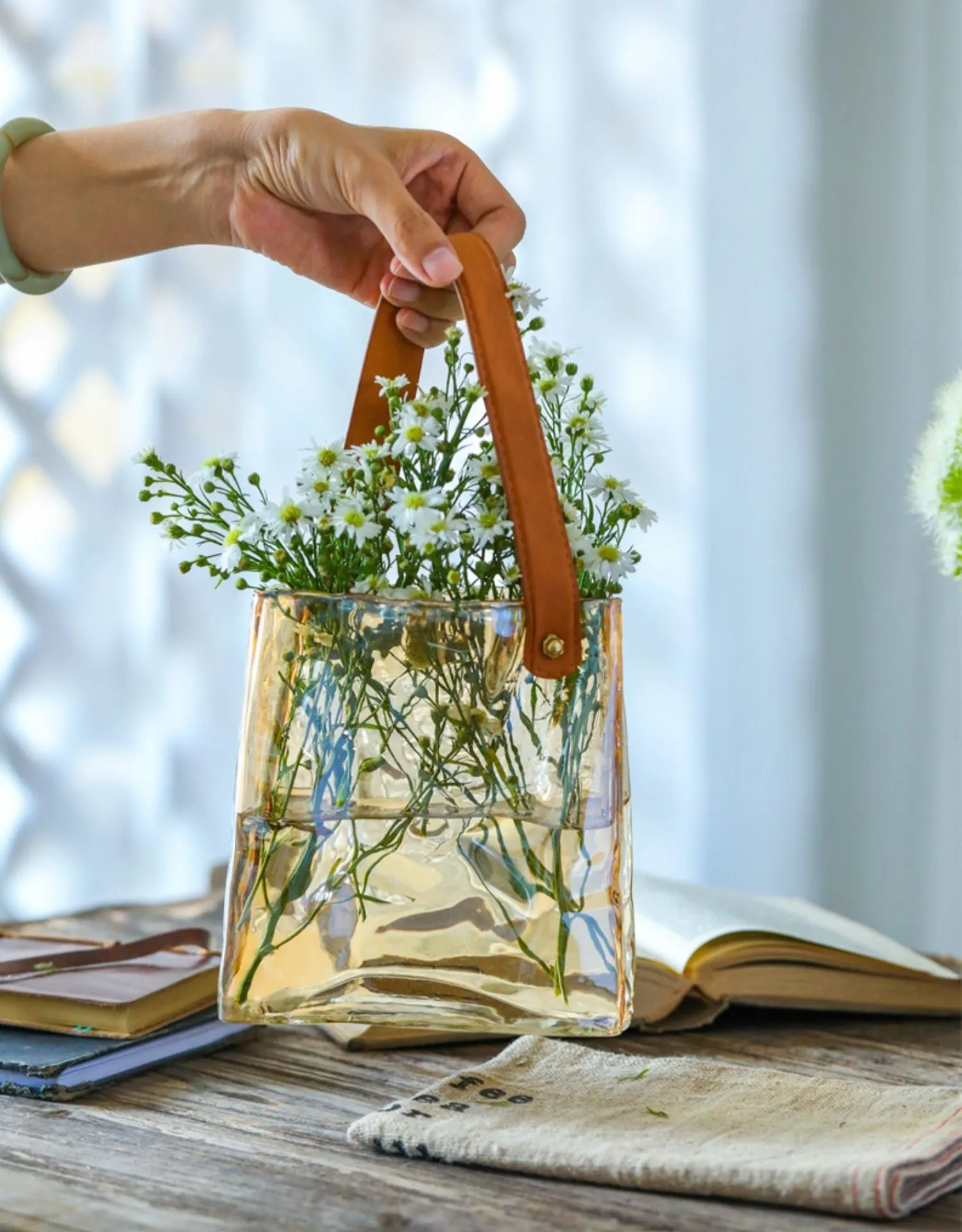 Aqua Elegance Handbag Glass Vase