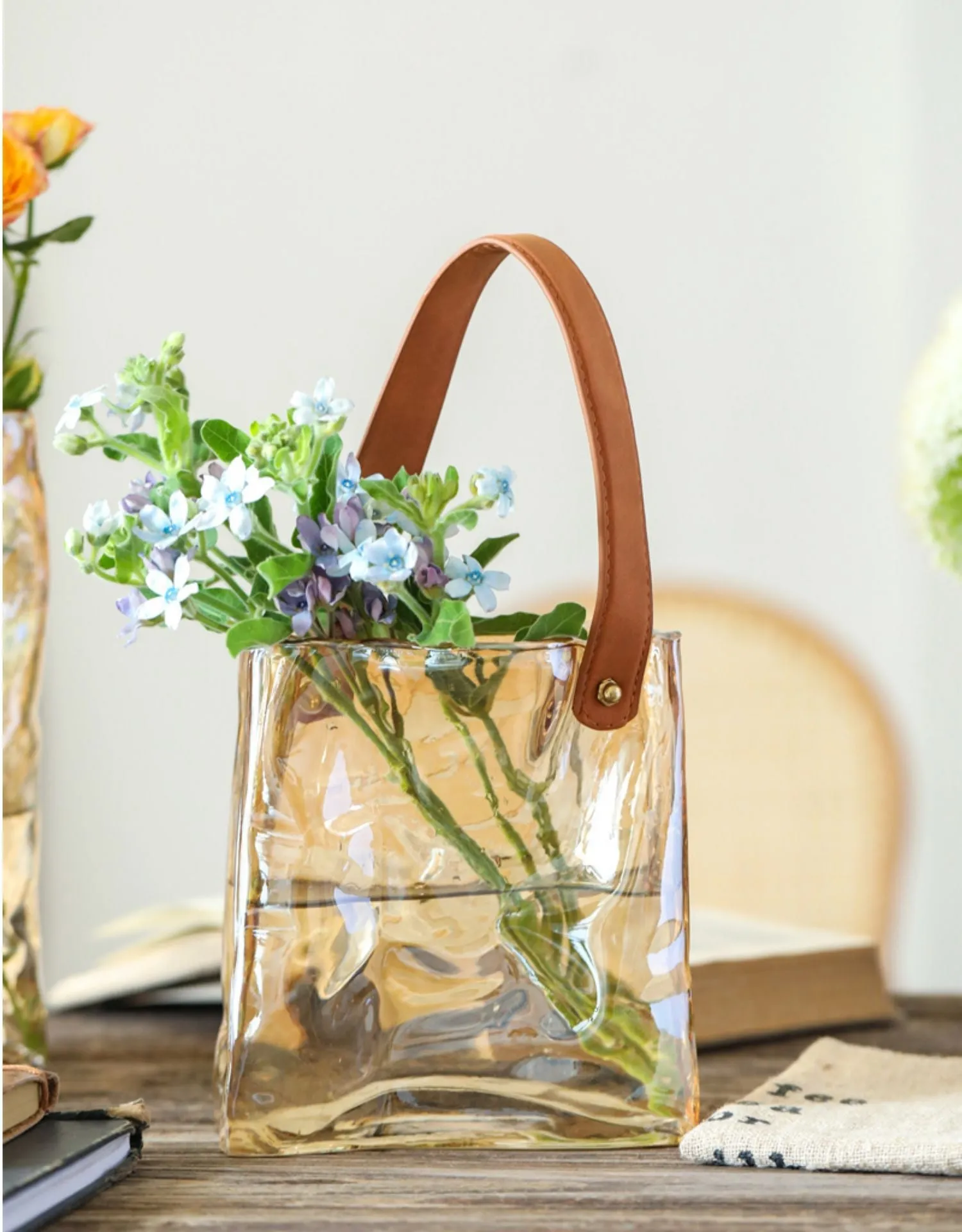 Aqua Elegance Handbag Glass Vase