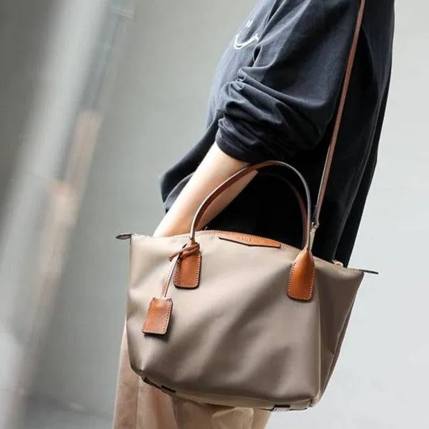 EmTote Shoulder Bag Sand