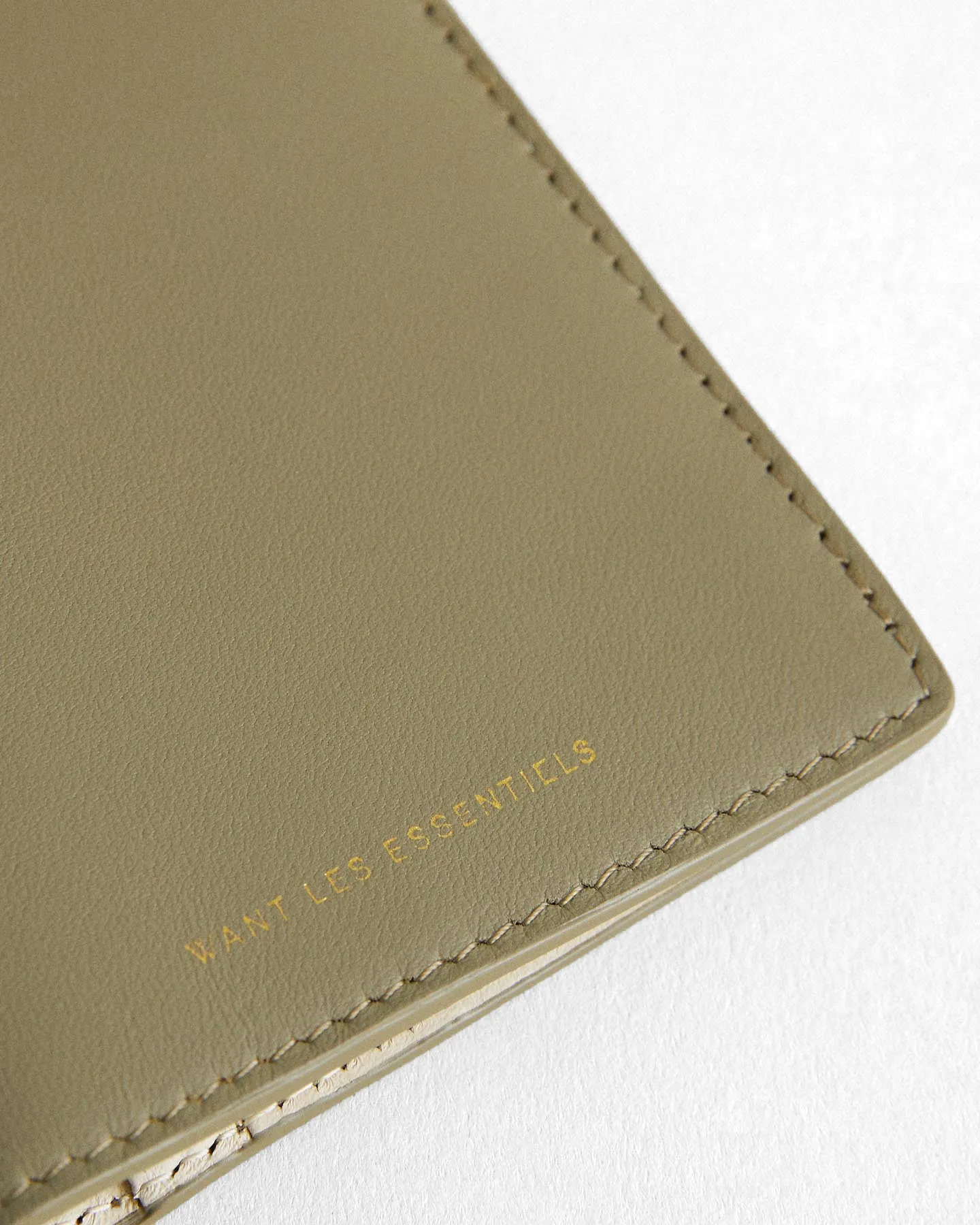 Fleming Vertical Leather Wallet