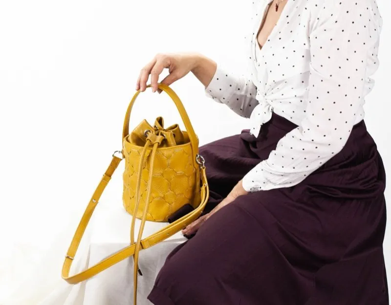 Helon mini bucket bag - Handwoven yellow leather