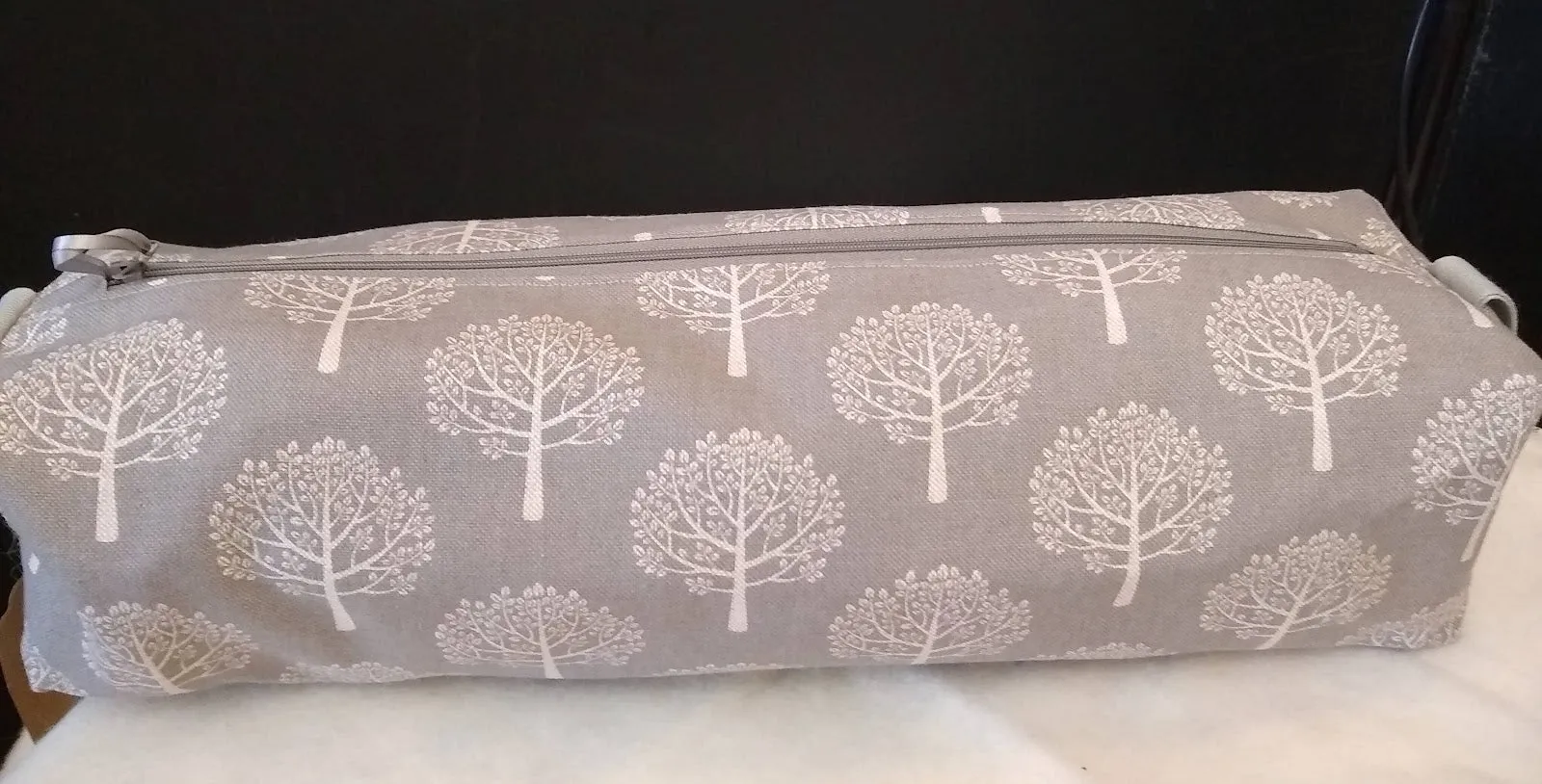 Knitting needle bag