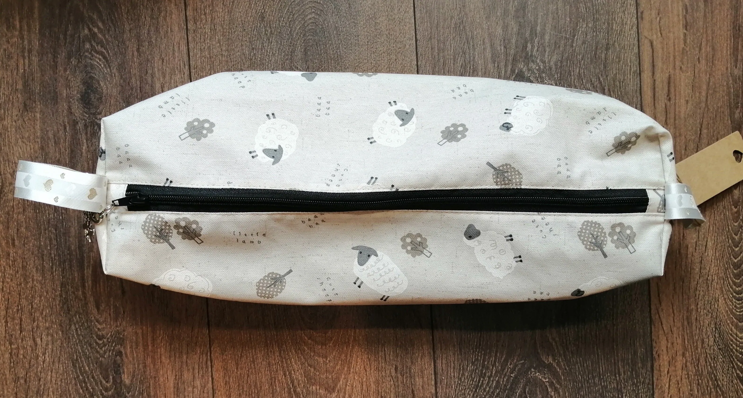 Knitting needle bag