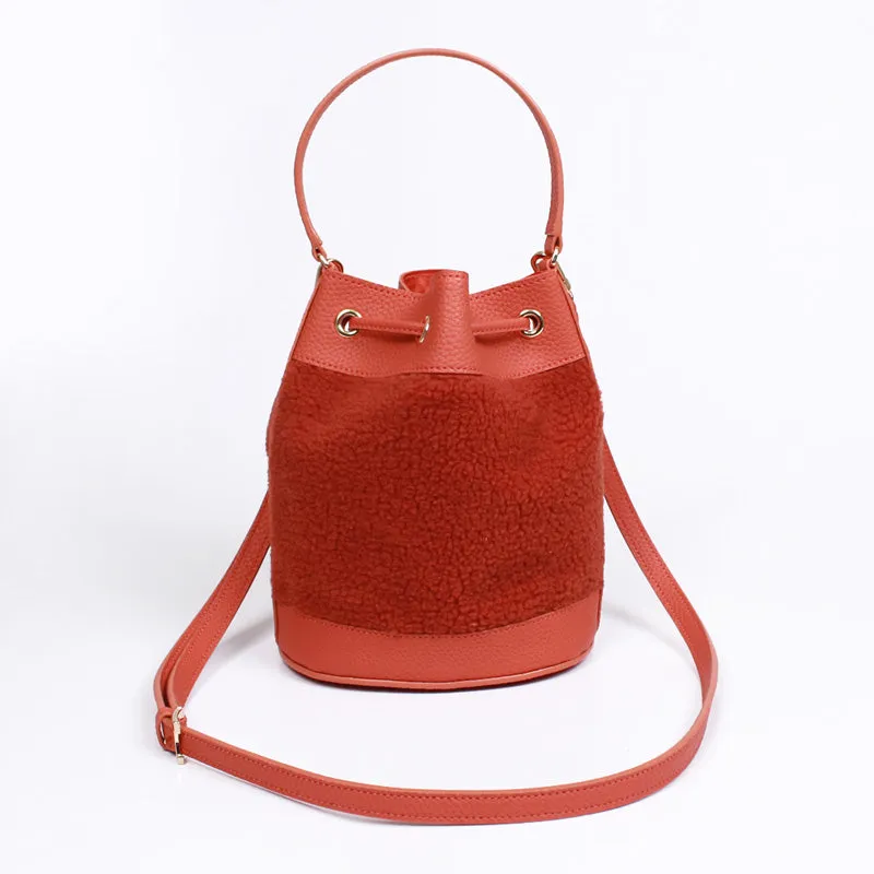 mild shoulder red bucket bag