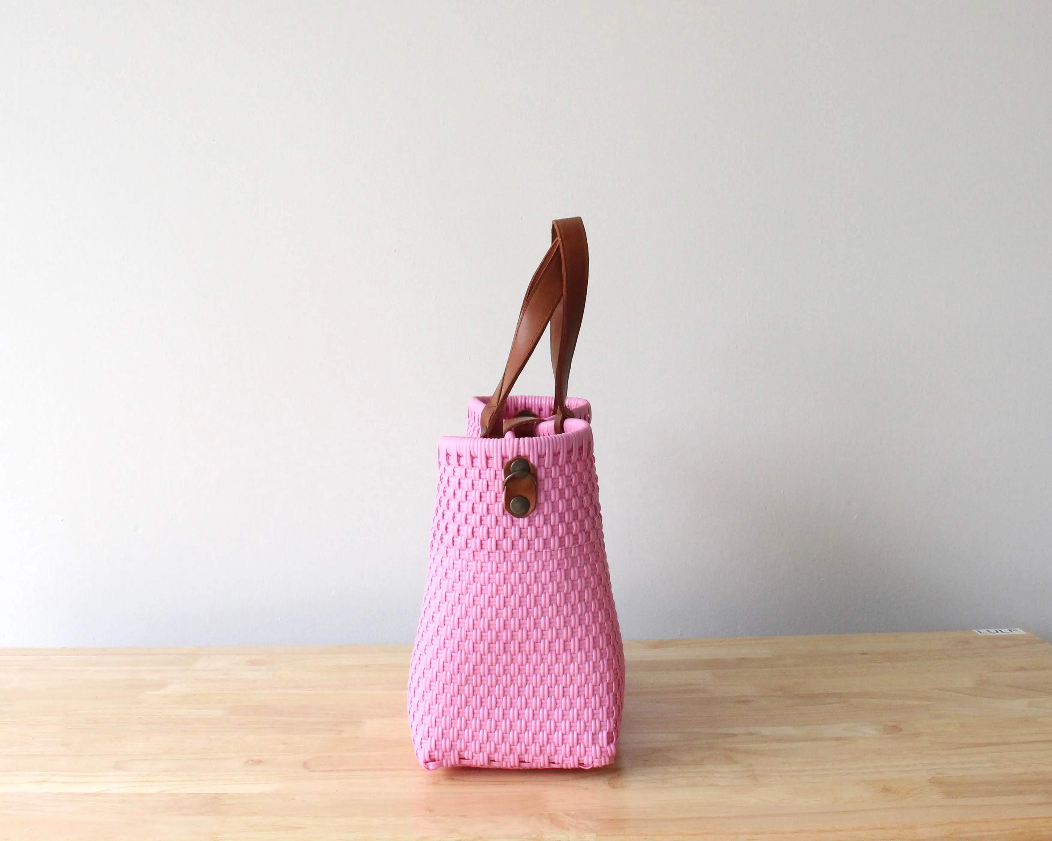 Pink Handwoven Purse by MexiMexi