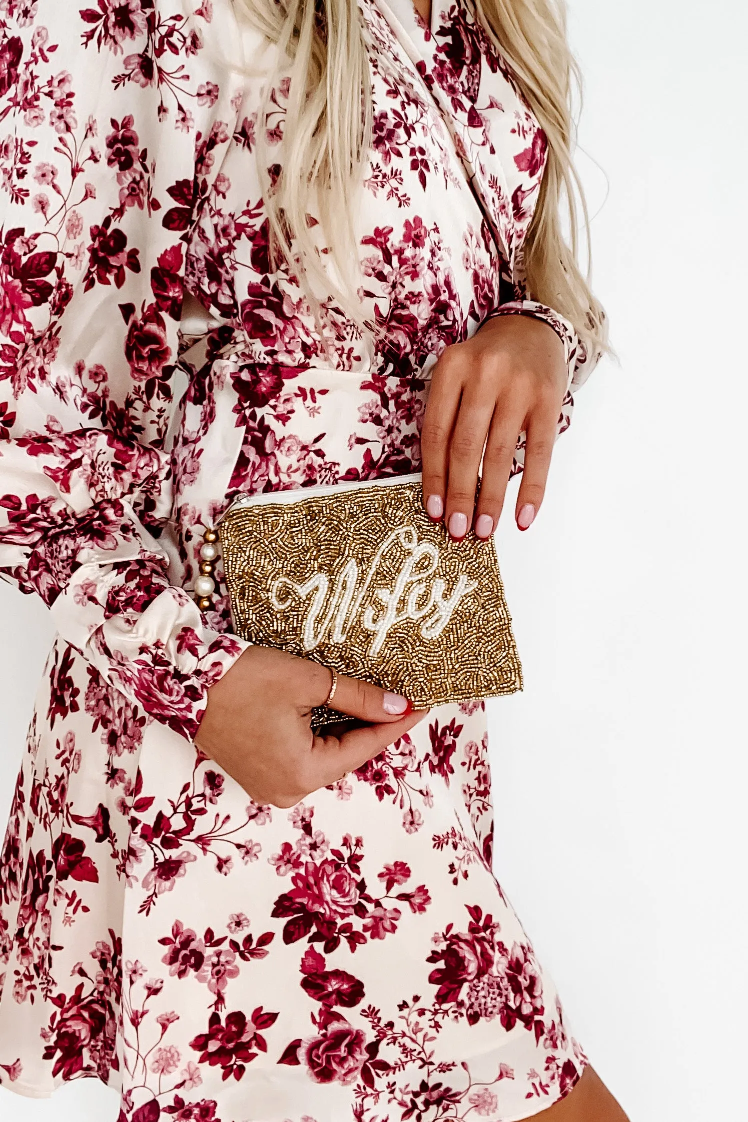 "Wifey" Beaded Coin Purse (Gold)