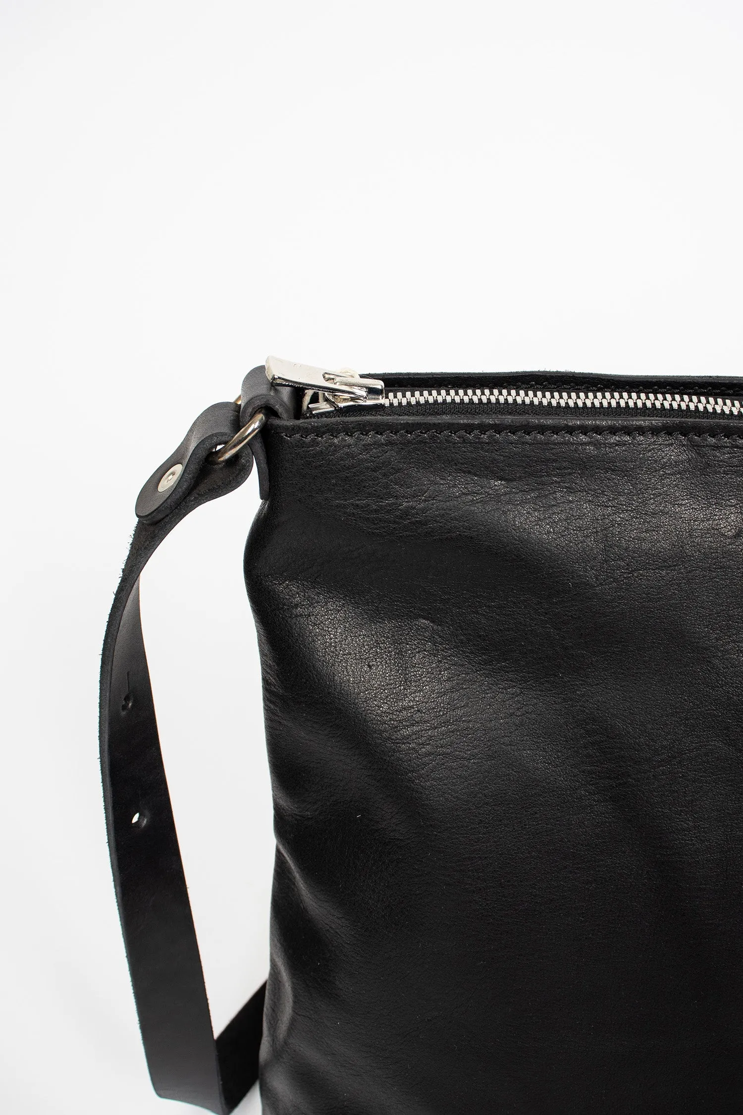 RA01 Shoulder Bag BLKT