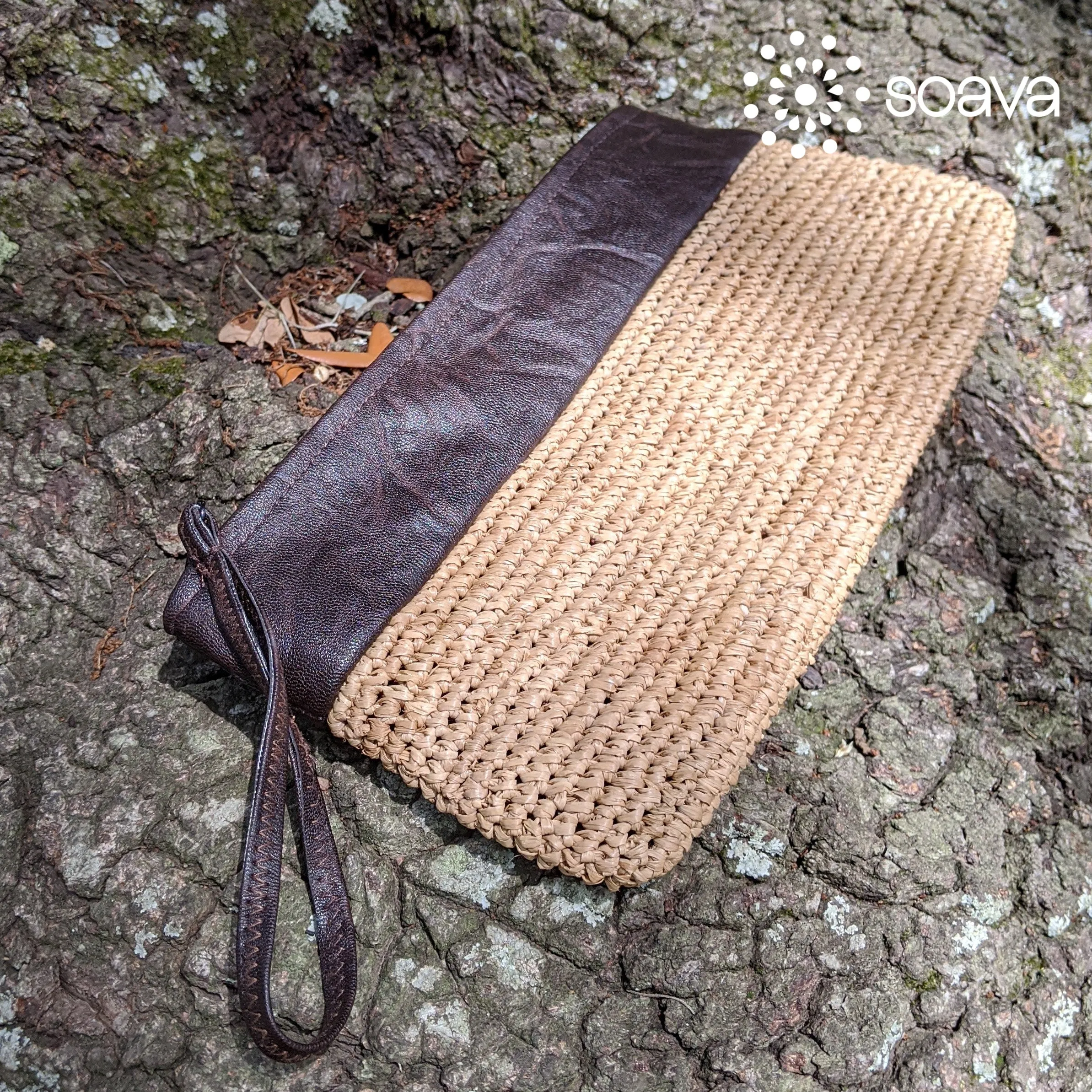 Raffia Straw Wristlet Clutch Bag