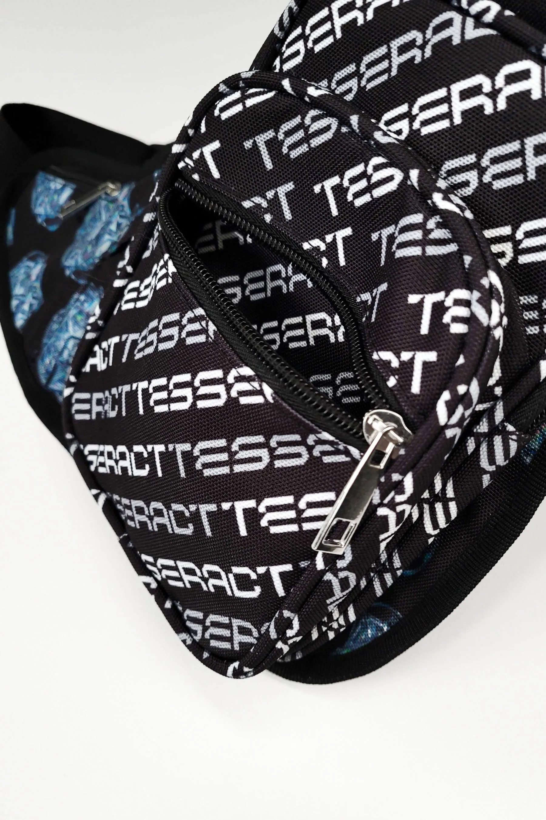 TESSERACT V2 PASH   Shoulder Bag Bundle