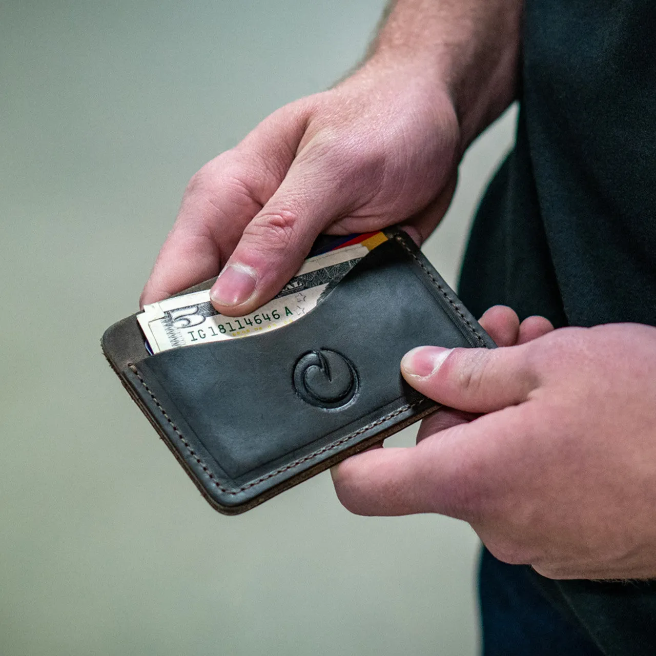 THE CONCEALED CARRY WALLET