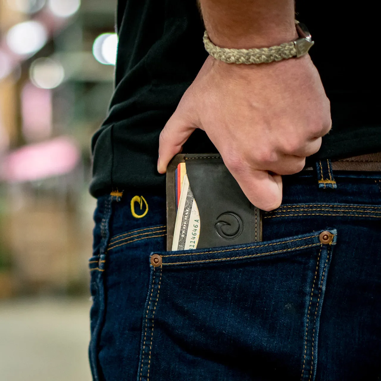 THE CONCEALED CARRY WALLET